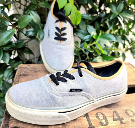 Vans Lace Up Shoes - Yatva