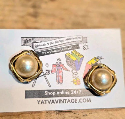 Vintage 1950's Clip - On Earrings - Yatva