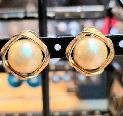 Vintage 1950's Clip - On Earrings - Yatva