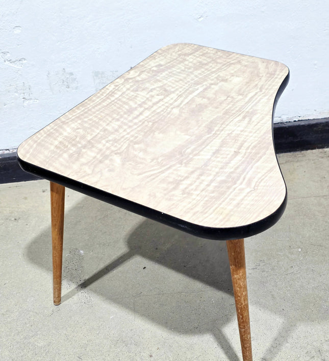 Vintage 1950s Mid - Century Side Table, - Yatva