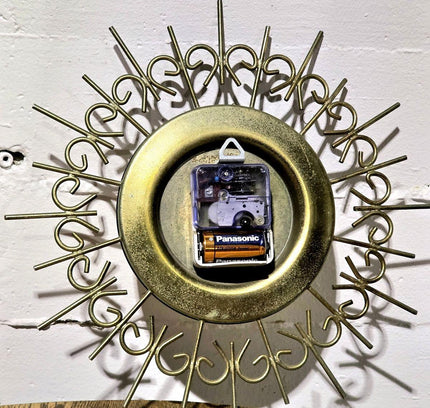 Vintage 1960s / 1970s Wall Clock - Yatva