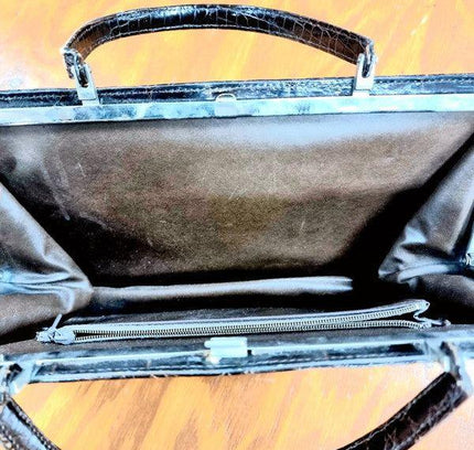 Vintage 1960s Genuine Alligator Handbag - Yatva