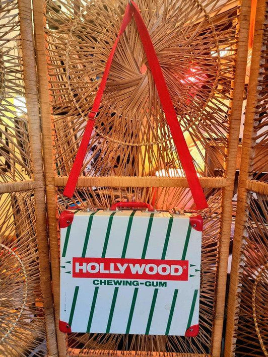 Vintage 1960's Hollywood Chewing Gum Suitcase - Yatva