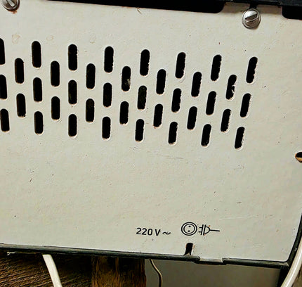 Vintage 1960s Philips Philetta de Luxe 380 Radio - Tabletop Receiver - Not fully functional - Yatva
