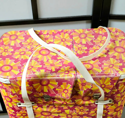 Vintage 1970s Cooling Bag - Retro Flower Print - Yatva