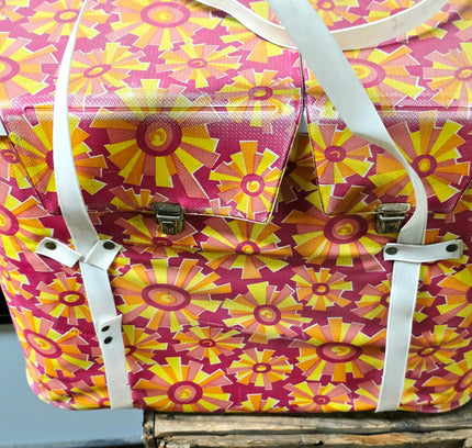 Vintage 1970s Cooling Bag - Retro Flower Print - Yatva