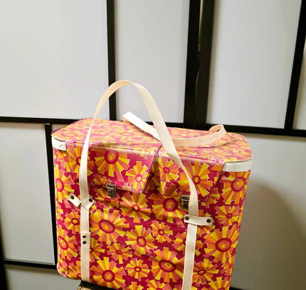 Vintage 1970s Cooling Bag - Retro Flower Print - Yatva