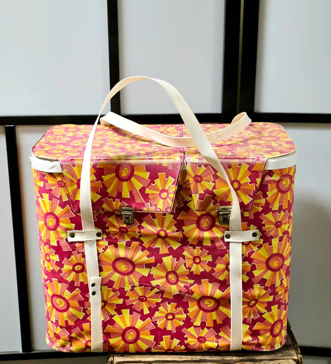 Vintage 1970s Cooling Bag - Retro Flower Print - Yatva