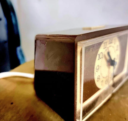 Vintage 1970's Electric Space Age Alarm Clock - Yatva