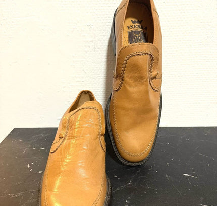 Vintage 1970's Eneska Shoes - Brand New - Yatva