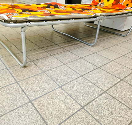 Vintage 1970s "Flower Power" Sun Lounger – Retro Garden Stretcher - Yatva