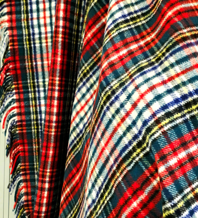 Vintage 1970s Hatéma Reversible Tartan Blanket / Throw - Yatva