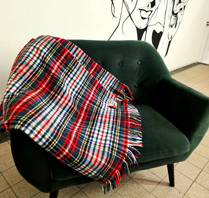 Vintage 1970s Hatéma Reversible Tartan Blanket / Throw - Yatva