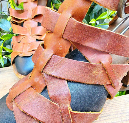 Vintage 1970s Leather Gladiator Clogs Shoes – Solid Wood Heel - Yatva