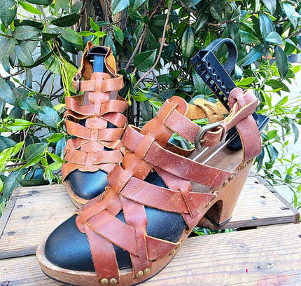 Vintage 1970s Leather Gladiator Clogs Shoes – Solid Wood Heel - Yatva