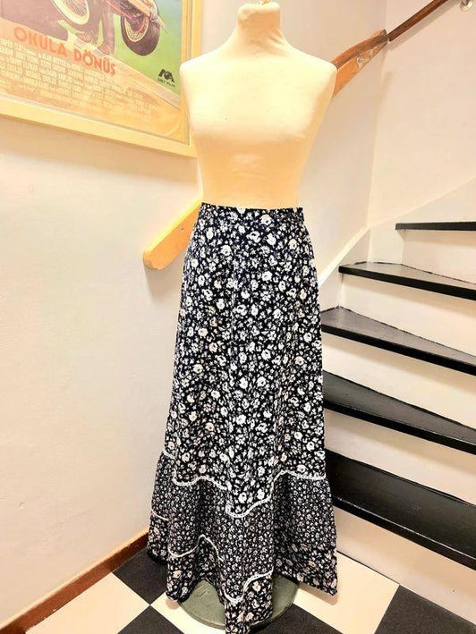 Vintage 1970's Maxi Skirt - Yatva