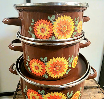 Vintage 1970s (Set of 3) Enamel Cooking Pots - Yatva