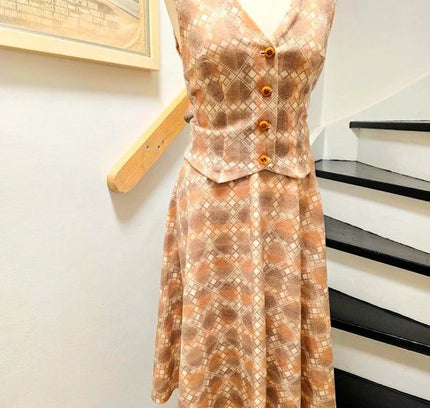 Vintage 1970's Skirt Suit - Yatva