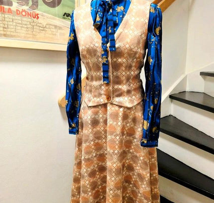 Vintage 1970's Skirt Suit - Yatva