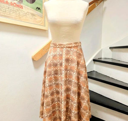 Vintage 1970's Skirt Suit - Yatva