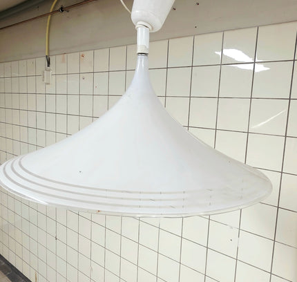 Vintage 1970s Space Age "Witch Hat" Pendant Lamp - Meblo Guzzini Style - White Acrylic - Yatva