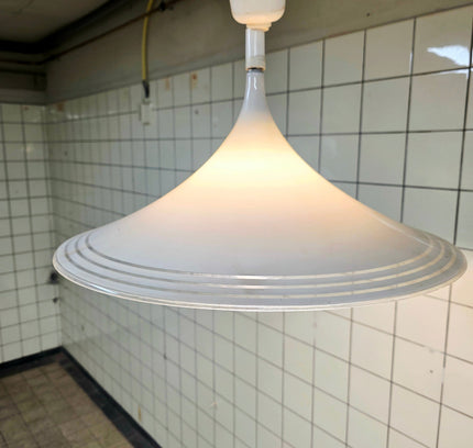 Vintage 1970s Space Age "Witch Hat" Pendant Lamp - Meblo Guzzini Style - White Acrylic - Yatva