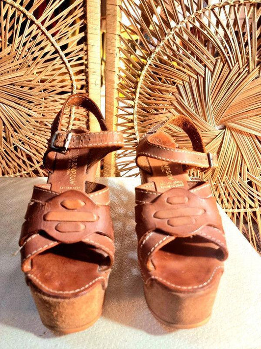 Vintage 1970's Stead & Simpson Platform Shoes - Yatva