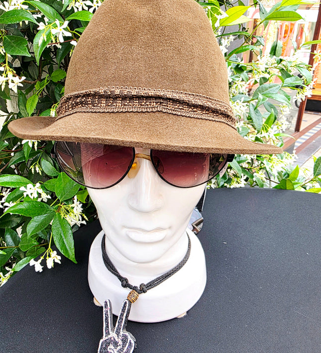 Vintage 1970s Súper Extra Brown Straw Fedora Hat with Braided Band - Yatva
