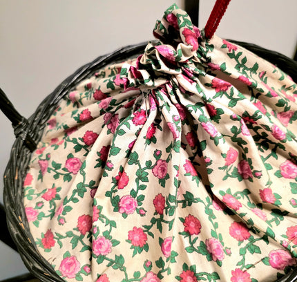 Vintage 1970s Wicker Laundry Basket - Yatva