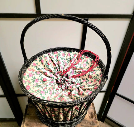 Vintage 1970s Wicker Laundry Basket - Yatva