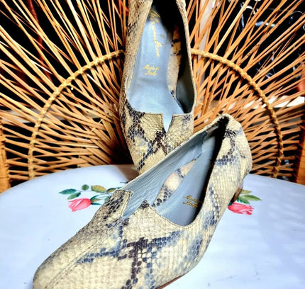 Vintage 1980s Alexandria Shoes - Yatva