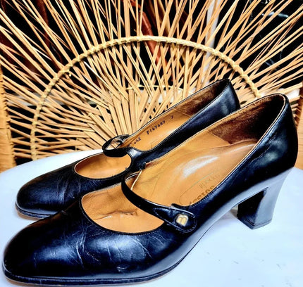 Vintage 1980s Bally Suisse Shoes - Yatva