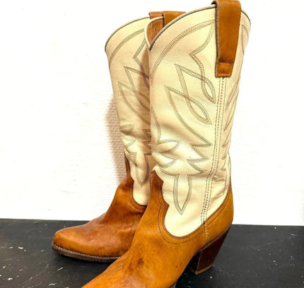 Vintage 1980s Cowboy Boots - Yatva