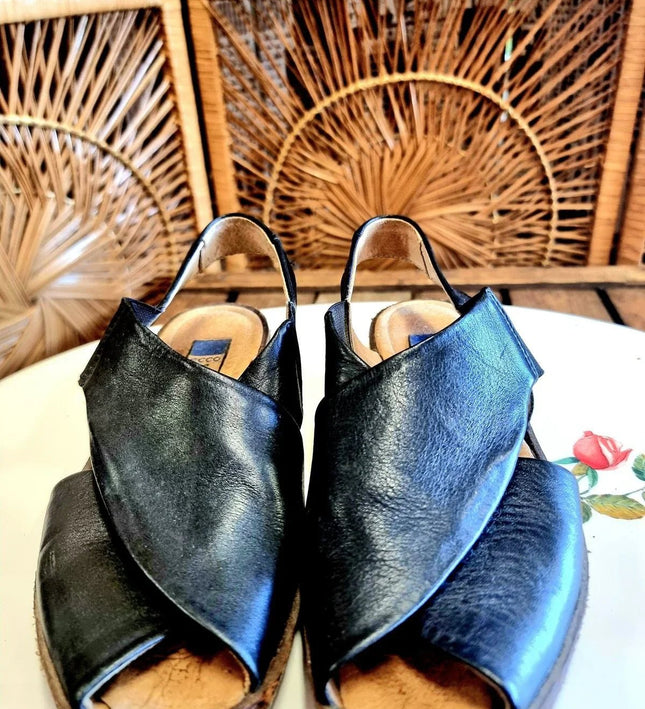 Vintage 1980s Ecco Sandals - Yatva