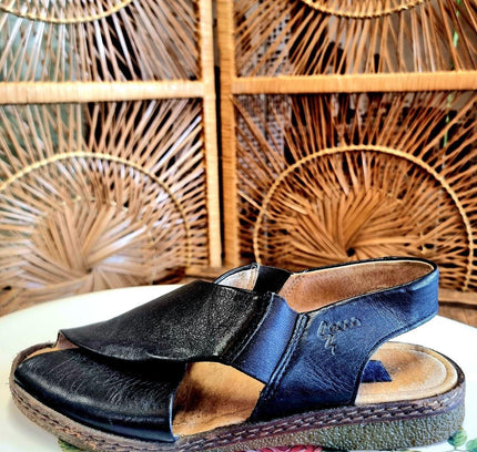 Vintage 1980s Ecco Sandals - Yatva