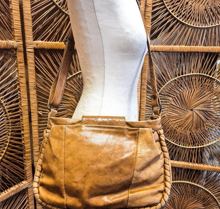 Vintage 1980's Guidi Leather Shoulder Bag - Yatva
