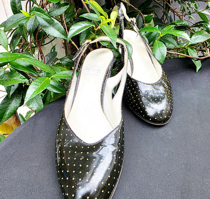 Vintage 1980s Italian Polka Dots Slingback Kitten Heels - Yatva