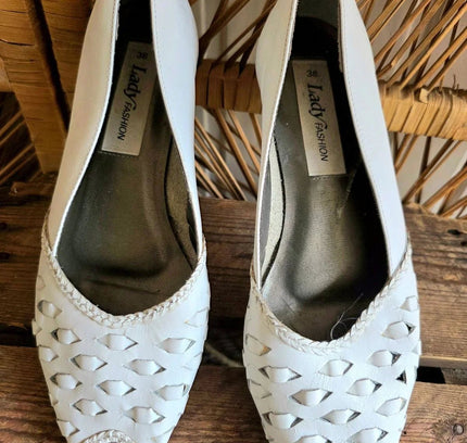 Vintage 1980s Lady Fashion Peep Toes Slip on Shoes - Yatva