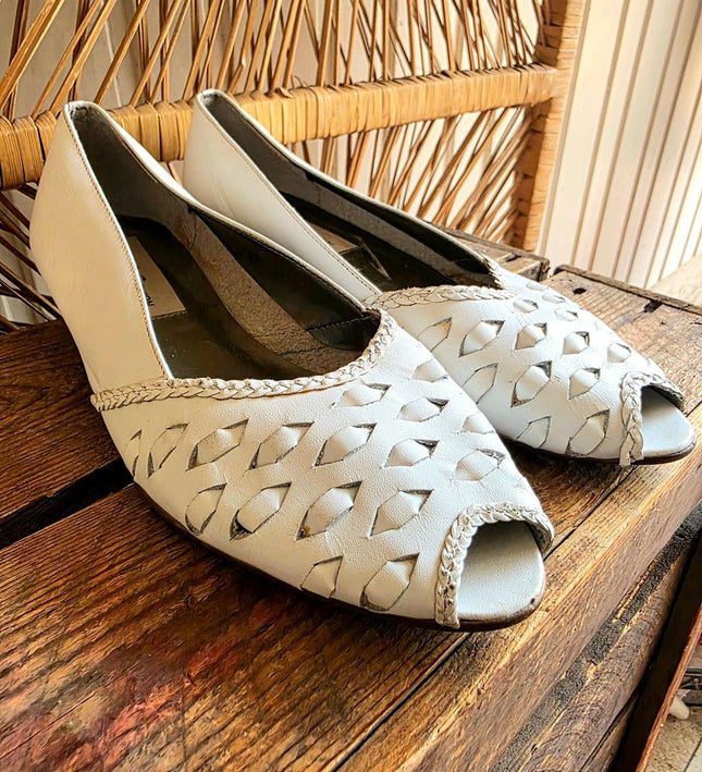 Vintage 1980s Lady Fashion Peep Toes Slip on Shoes - Yatva