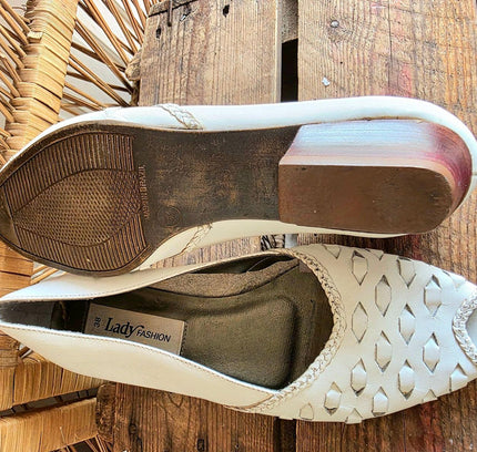 Vintage 1980s Lady Fashion Peep Toes Slip on Shoes - Yatva