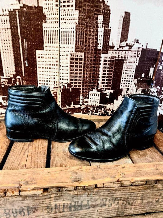 Vintage 1980s Leather Ankle Boots - Yatva