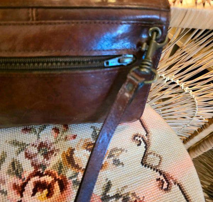 Vintage 1980s Leather Wrist Bag - Yatva