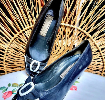Vintage 1980s Picardi Peep Toe Shoes - Yatva