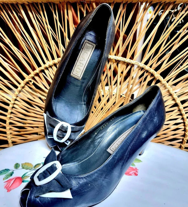 Vintage 1980s Picardi Peep Toe Shoes - Yatva