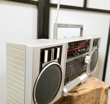 Vintage 1980s Toshiba RT-SX1 Boombox – Iconic "Say Anything" Stereo Radio Cassette Recorder - Yatva