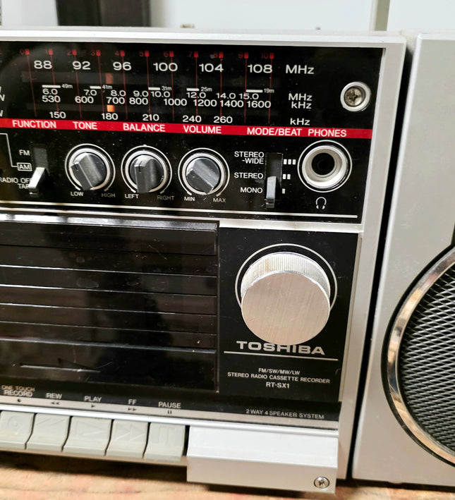 Vintage 1980s Toshiba RT-SX1 Boombox – Iconic "Say Anything" Stereo Radio Cassette Recorder - Yatva
