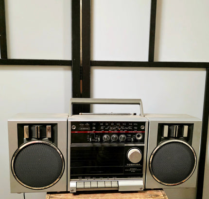 Vintage 1980s Toshiba RT-SX1 Boombox – Iconic "Say Anything" Stereo Radio Cassette Recorder - Yatva