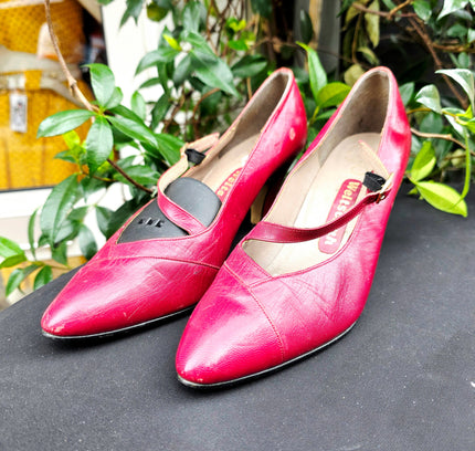 Vintage 1980s Weltschuh Leather Mary Jane Heels – Made in Germany