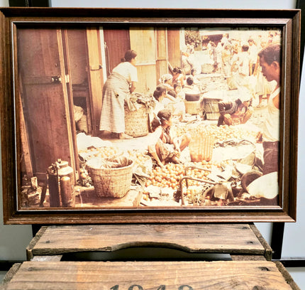 Vintage 40s / 50s Asian Vibrant Market Scene Picture - Yatva