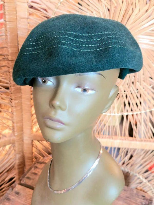 Vintage 40s / 50s Classic Beret - Yatva